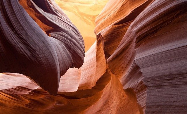 antelope-canyon-1128815_640.jpg
