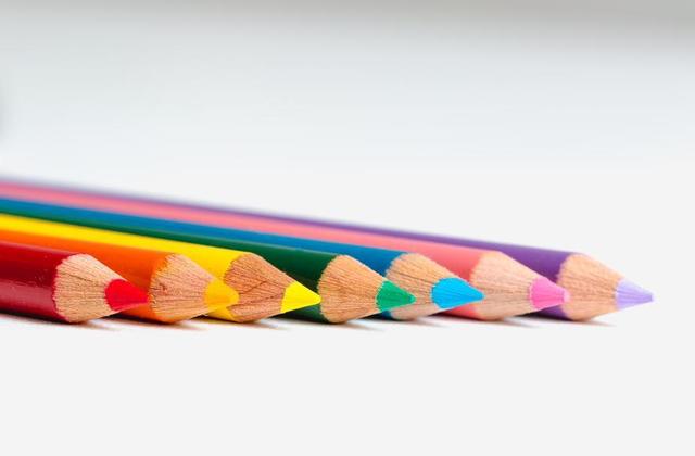 colorful-pencil-crayons.jpg