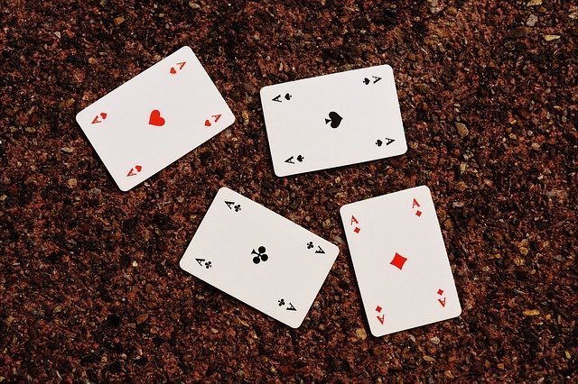 playing-cards-1776265_640.jpg